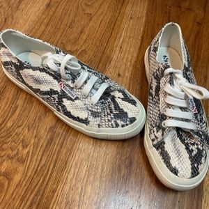 Superga274 Snake Skin - black and white worn once sneakers
